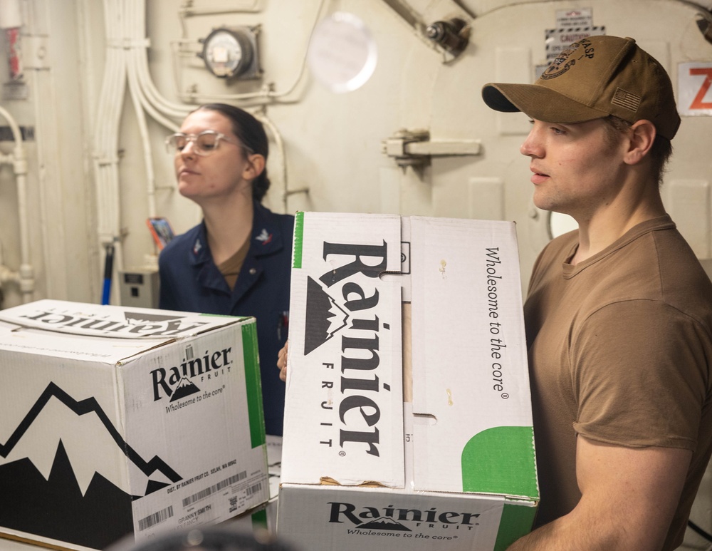 Wasp Sailors Participate in Working Party