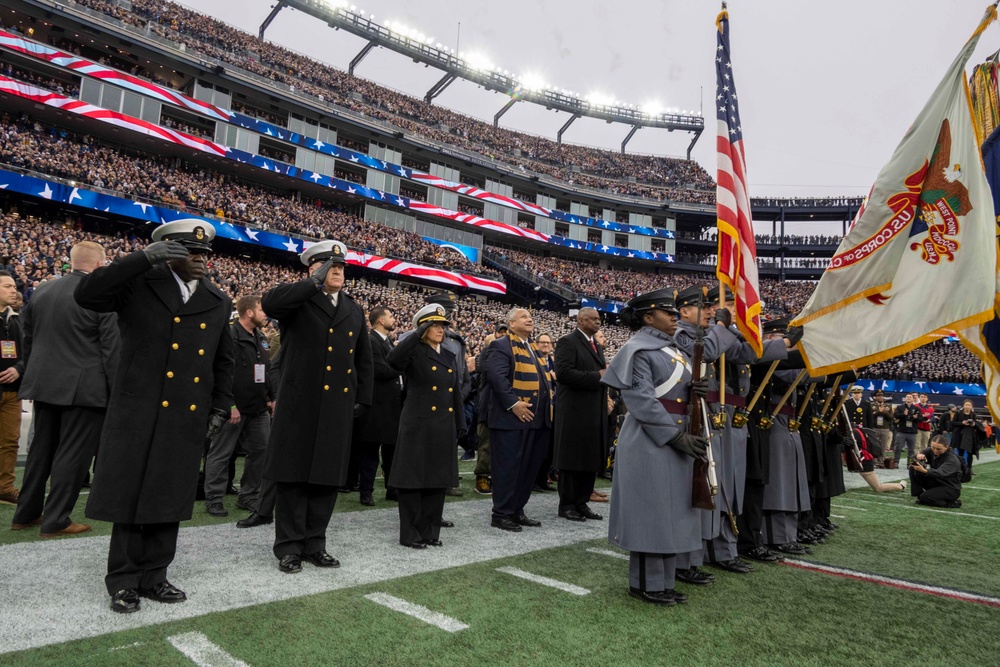 CNO Attends 2023 Army Navy Game