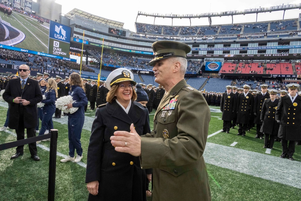 CNO Attends 2023 Army Navy Game