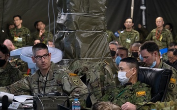 11th Airborne Division Battle Update Brief during Yama Sakura 85