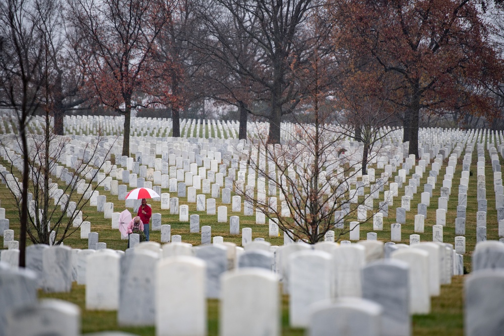 Wreaths Across America Family Pass Holder Day