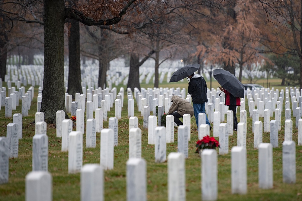 Wreaths Across America Family Pass Holder Day