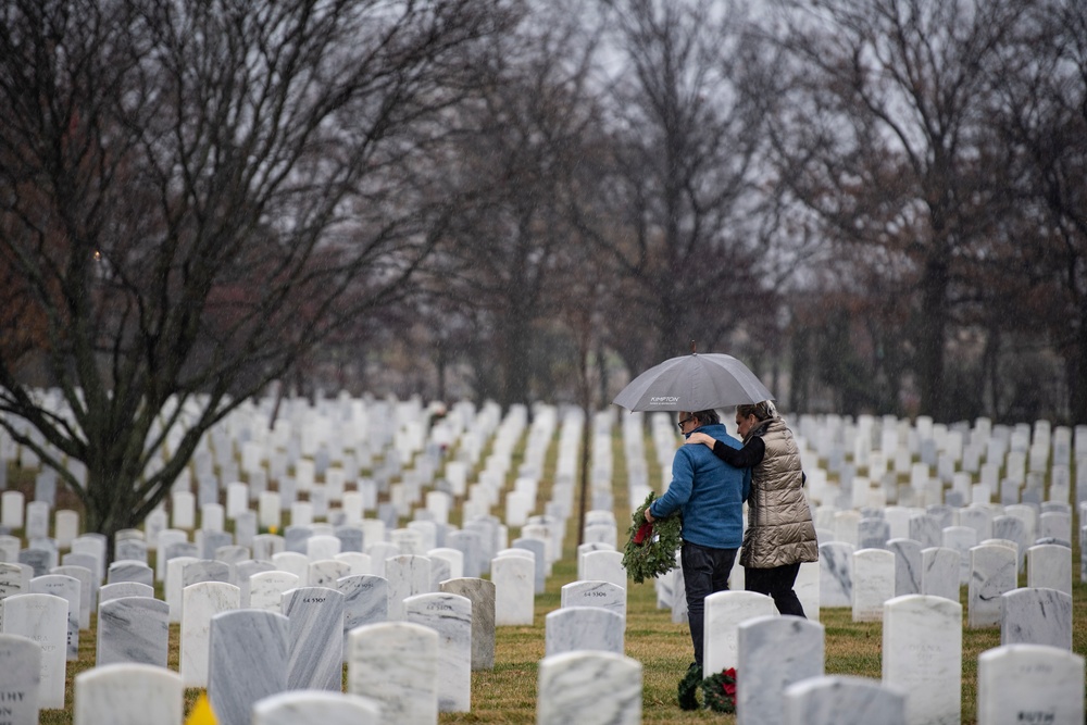 Wreaths Across America Family Pass Holder Day