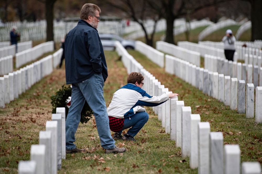 Wreaths Across America Family Pass Holder Day