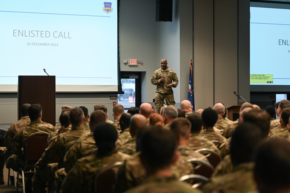 165th Airlift Wing Command Chief hosts Enlisted All-Call