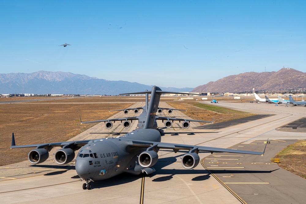 C-17 Globemaster III Elephant Walk