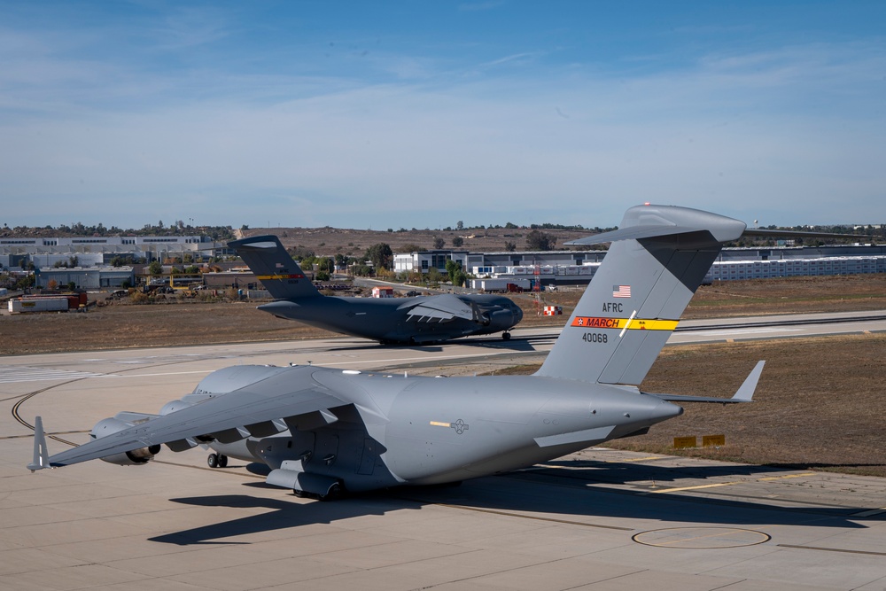 C-17 Globemaster III Elephant Walk