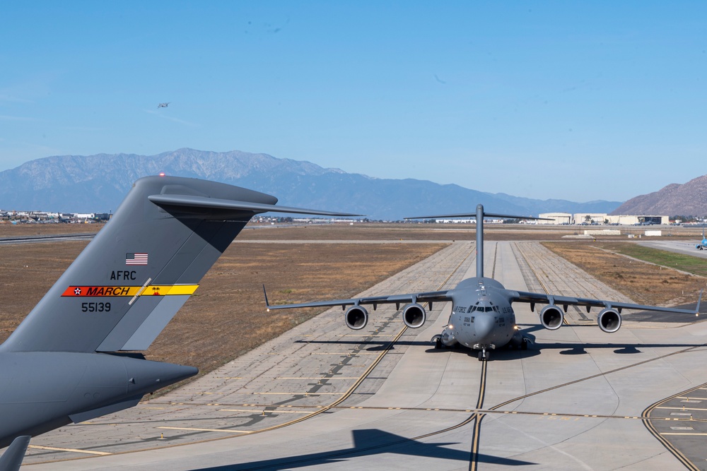 C-17 Globemaster III Elephant Walk