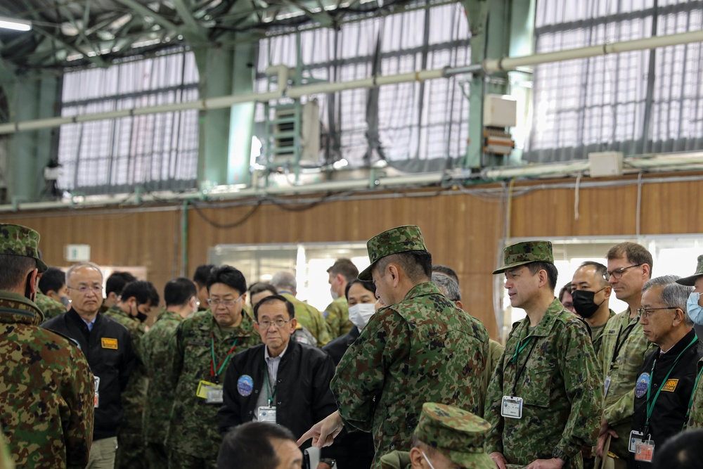 Yama Sakura 85: Gen. Yasunori Morishita Visits Exercise Site