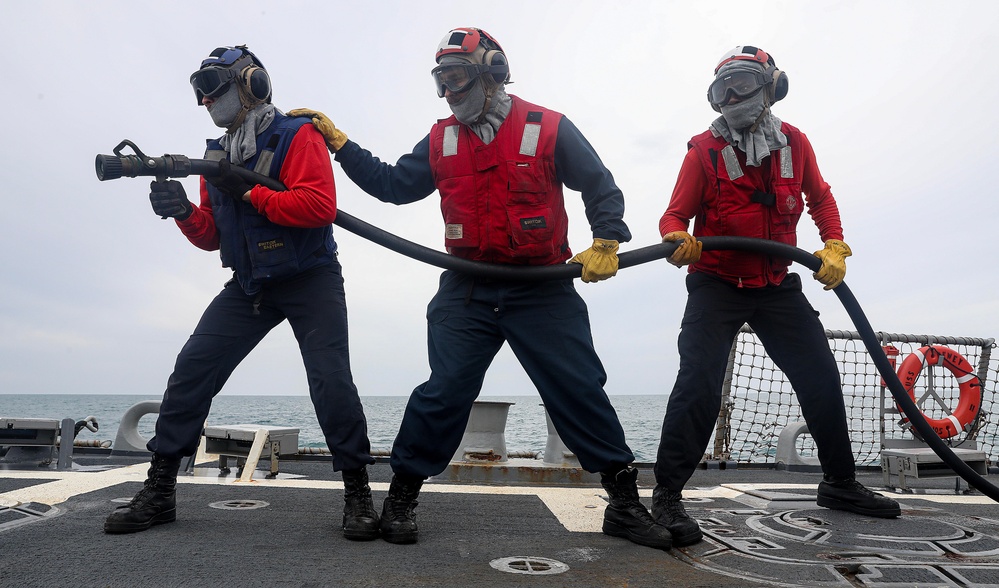 USS Dewey (DDG 105) Conducts Aircraft Firefighting Drill While Operating in the East China Sea