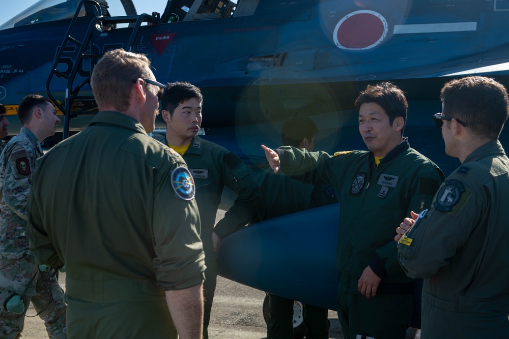 USAF, JASDF, tour F35A, F-2 in bilateral tour