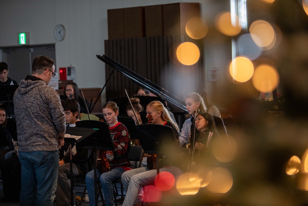 Spreading Holiday Cheer: Marine Corps Air Station Iwakuni Chapel hosts a community relations event inviting Local Orphanage