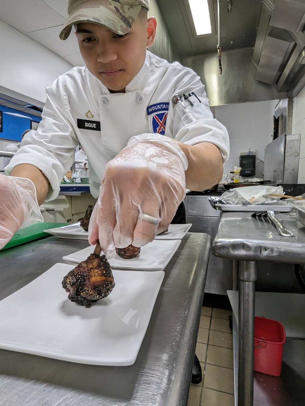 10th Mountain Division culinary specialists test their skills at Chef of the Quarter cookoff