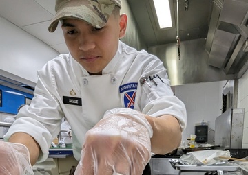 10th Mountain Division culinary specialists test their skills at Chef of the Quarter cookoff