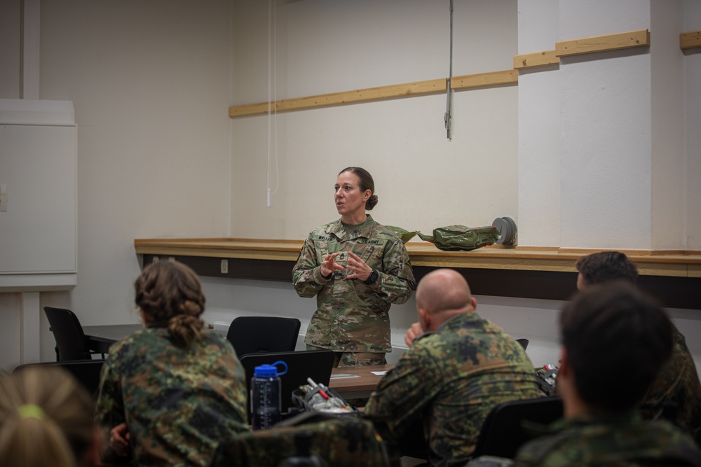 Members of the Bundeswehr Medical Academy from Munich visit CATC