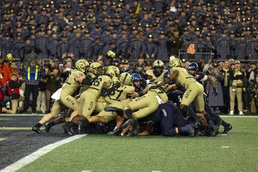 Army Football claims commander's-in-chief's trophy with 17-11 win over Navy