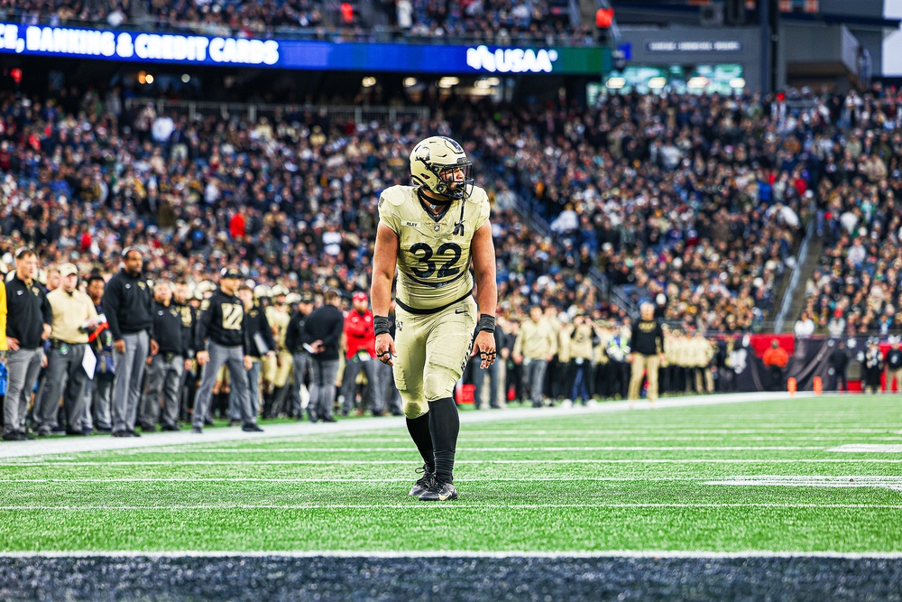 Army Football claims commander's-in-chief's trophy with 17-11 win over Navy