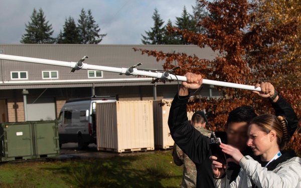 1st SFG (A) spearheads inaugural Improvised Antenna Competition during Menton Week