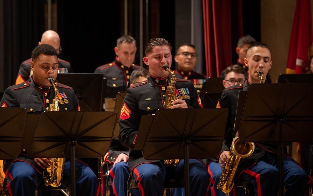 Marine Corps Base Quantico hosts annual Holiday Concert at Little Hall