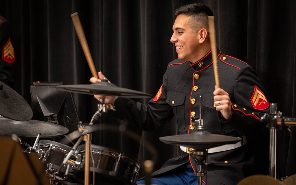 Marine Corps Base Quantico hosts annual Holiday Concert at Little Hall