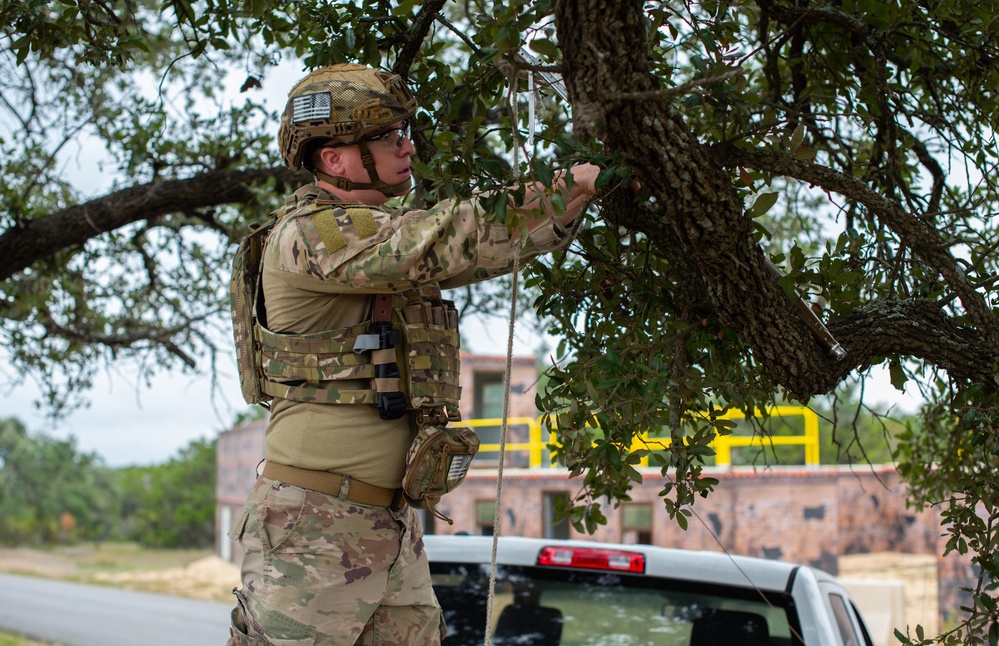 JBSA Explosive Ordnance Disposal Holds Inaugural Joint Field Training Exercise