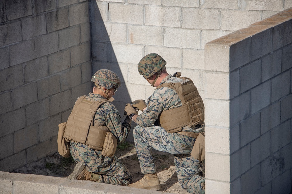 1st Maintenance Battalion Headquarters Conducts Grenade Range