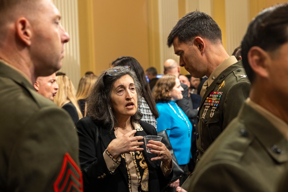 U.S. SOCOM personnel, U.S. Representatives meet for House SOF Caucus
