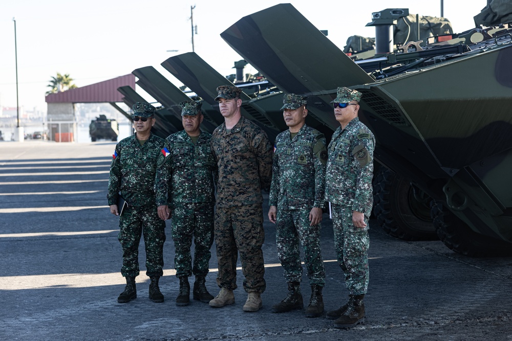 Philippine Marines visit 3rd AA Bn.