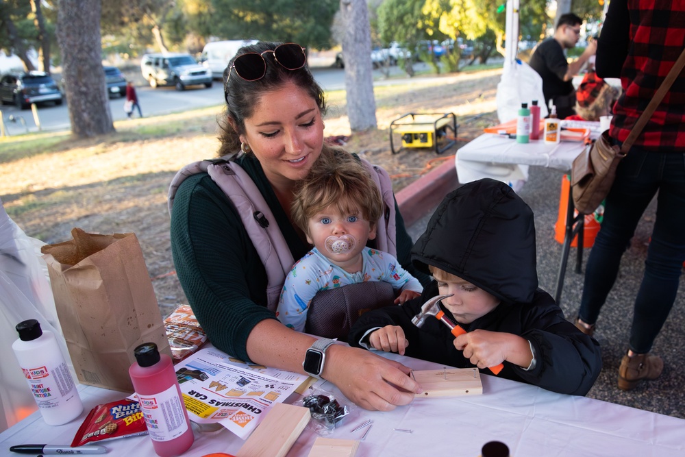 Camp Pendleton hosts toy building workshop for families