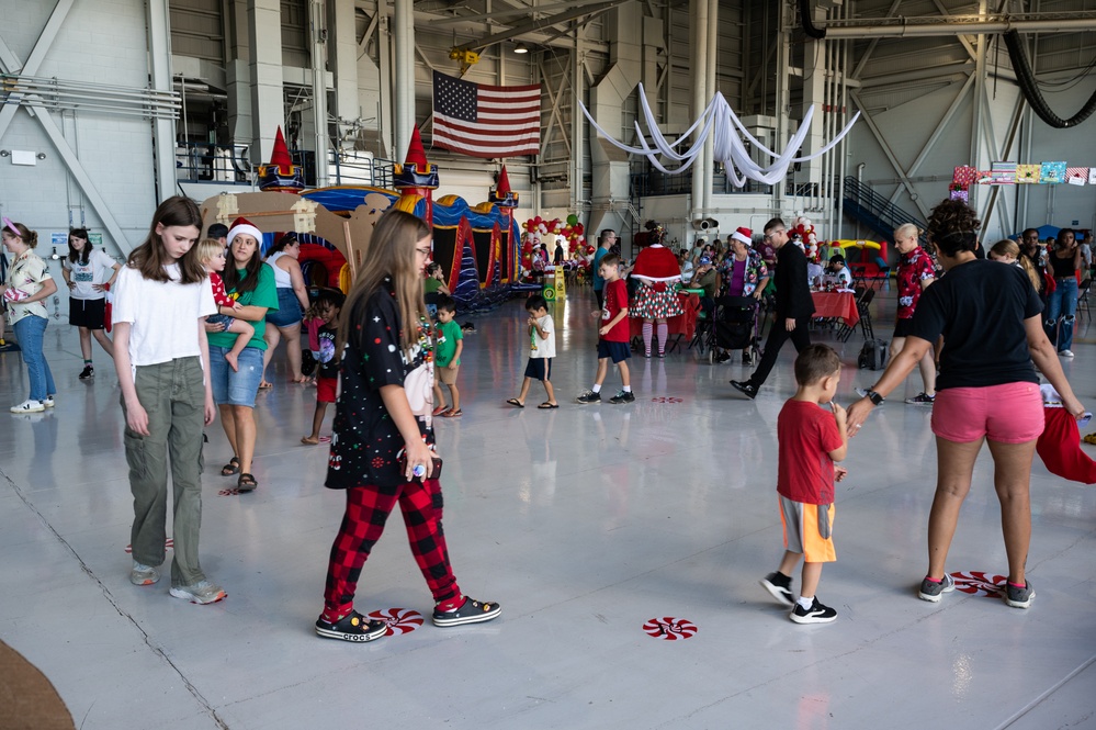 15th Wing Keiki Holiday Party