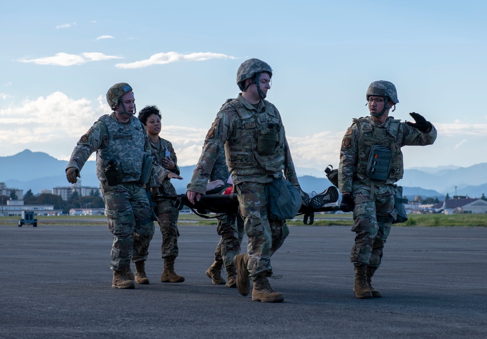 Yokota medics make moves in aeromedical evacuation exercise