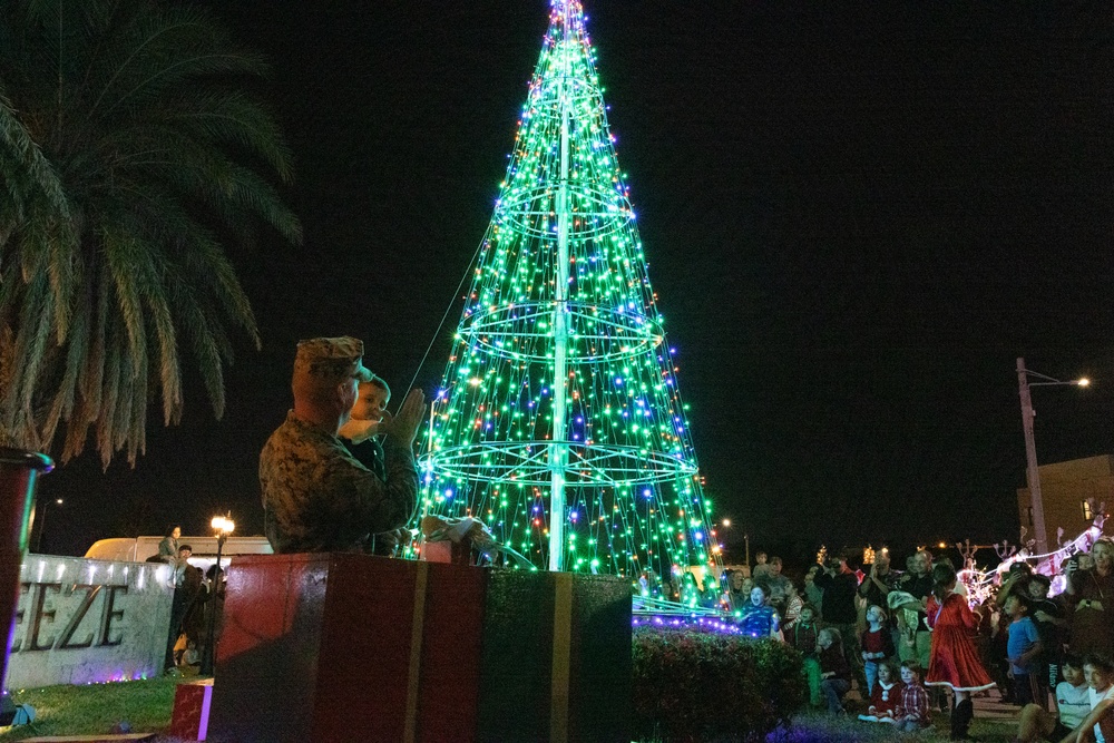 Christmas tree lighting brings holiday cheer to Camp Foster Community