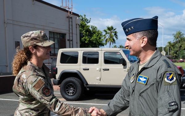 11th Air Force Commander visits 15th Wing
