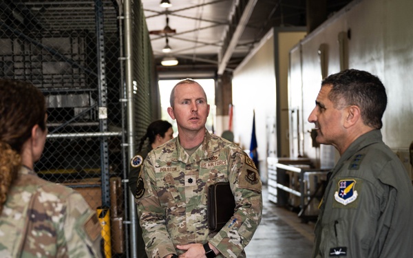 11th Air Force Commander visits 15th Wing