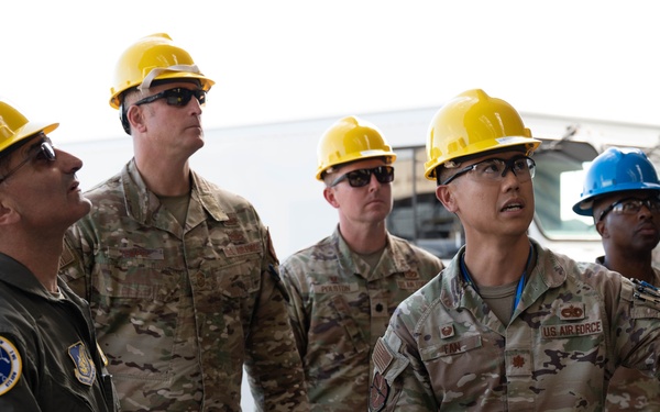 11th Air Force Commander visits 15th Wing