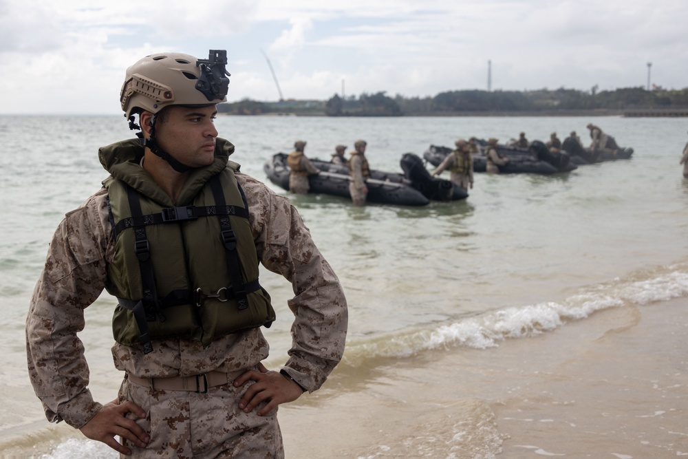 Battalion Landing Team 1/1’s Bravo Company conducts Boat Raid on Kin Blue Beach