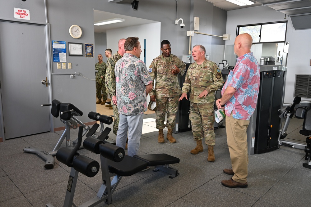 General Rupp Visits White Beach Naval Facility