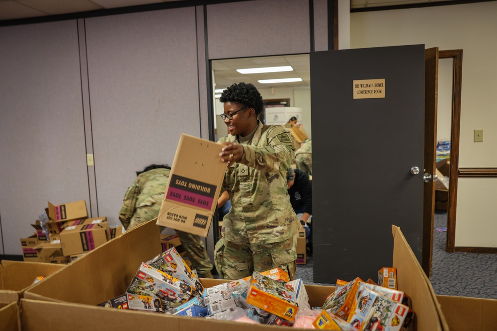 Toys for Tots to receive shipment of 18,000 toys to distribute to local families