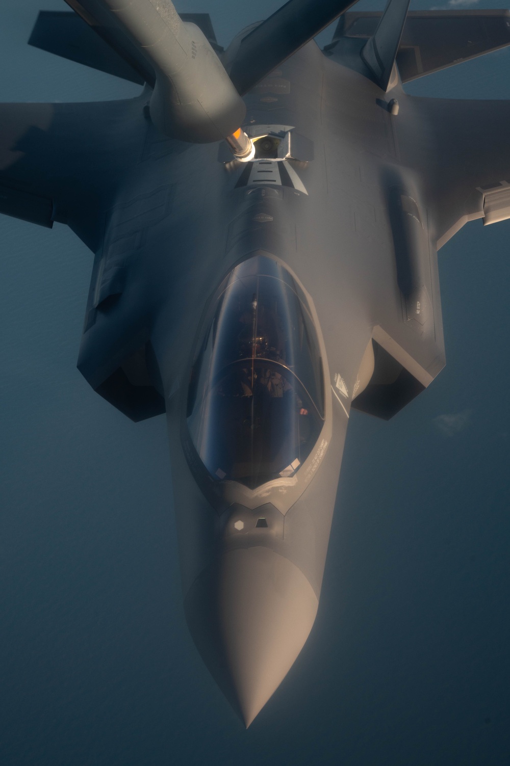 MacDill KC-135 Refuels Lakenheath F-35's