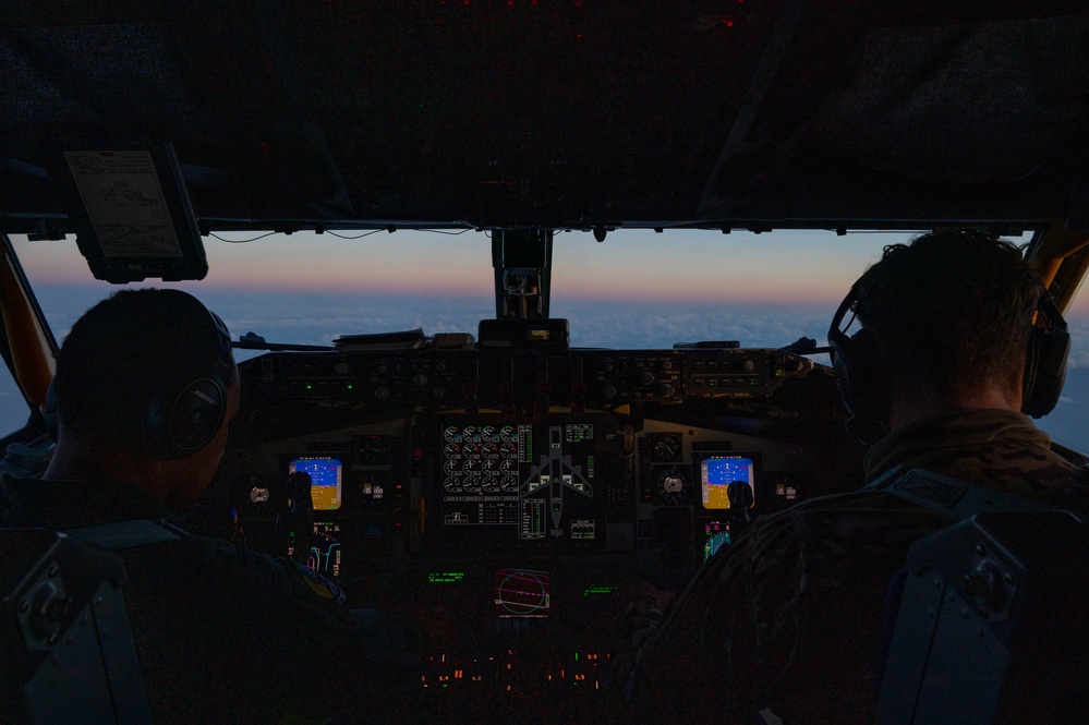 MacDill KC-135 Refuels Lakenheath F-35's