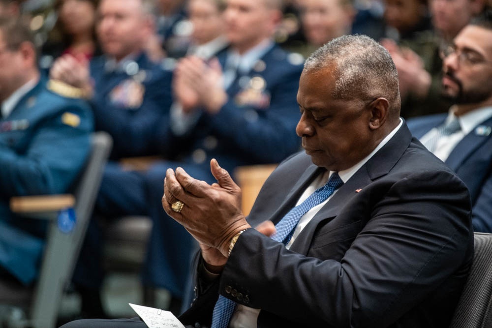 Secretary Austin introduces Ukrainian President Volodymyr Zelenskyy at National Defense University