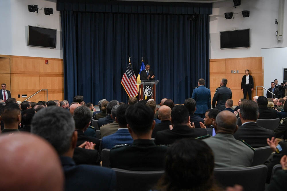 Secretary Austin introduces Ukrainian President Volodymyr Zelenskyy at National Defense University