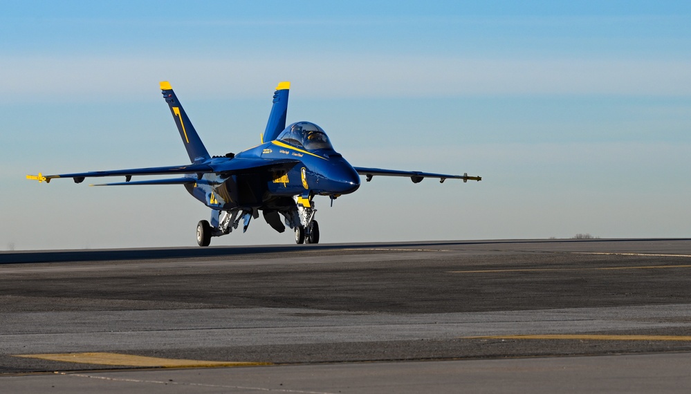 Blue Angels Advanced Team visits McConnell