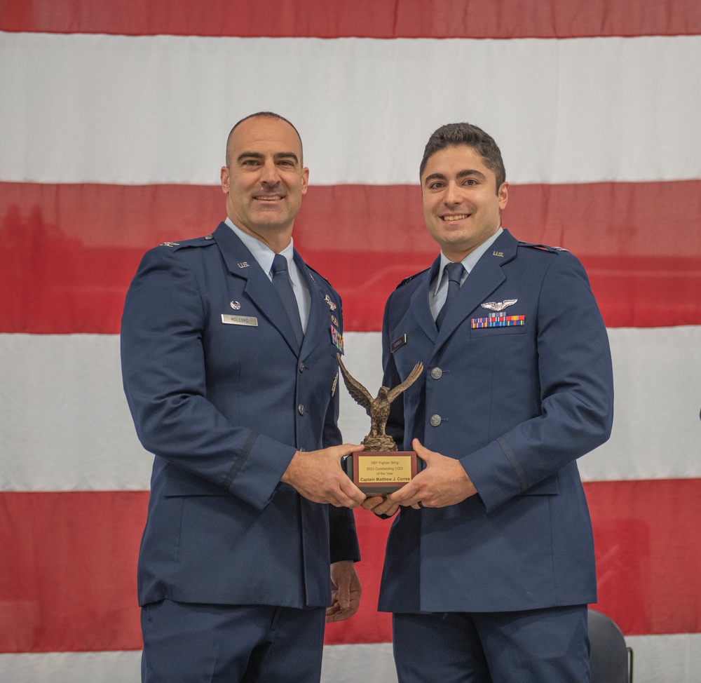 180FW Celebrates Outstanding Airmen of the Year Awards