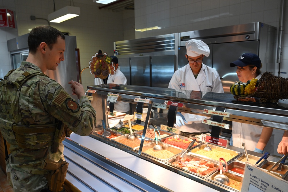 Thanksgiving Lunch at Morón Air Base