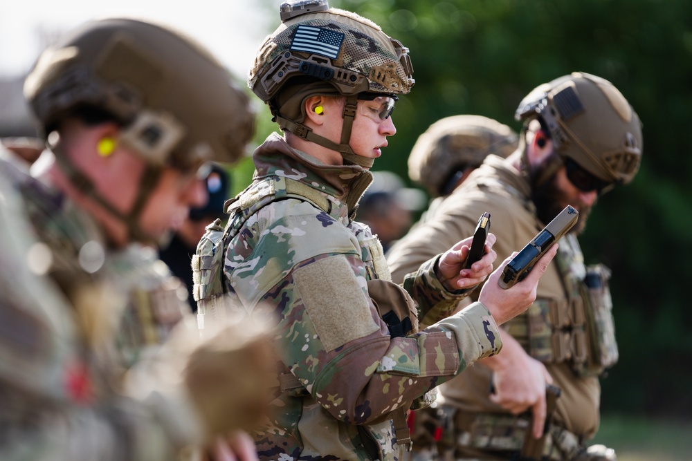 MacDill EOD and security forces conduct integrated training