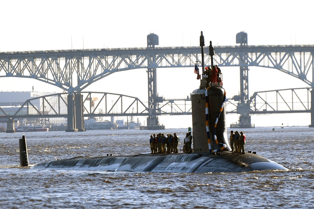 USS South Dakota (SSN 790) returns to homeport from deployed operations