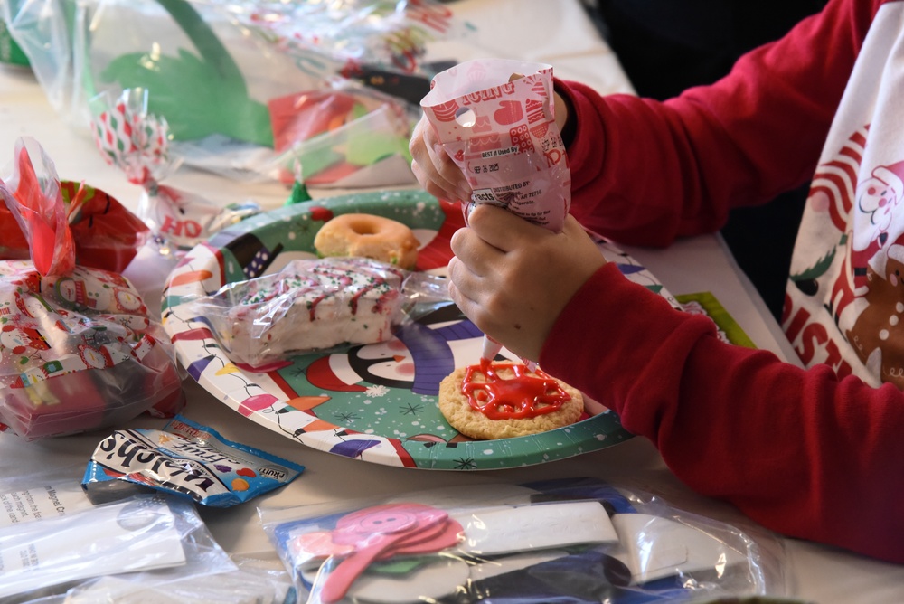 117th Family Readiness Santa's Workshop