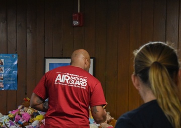 117th Family Readiness Santa's Workshop