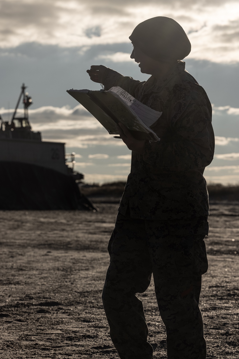 24th MEU Marines Disembark USS New York After PMINT